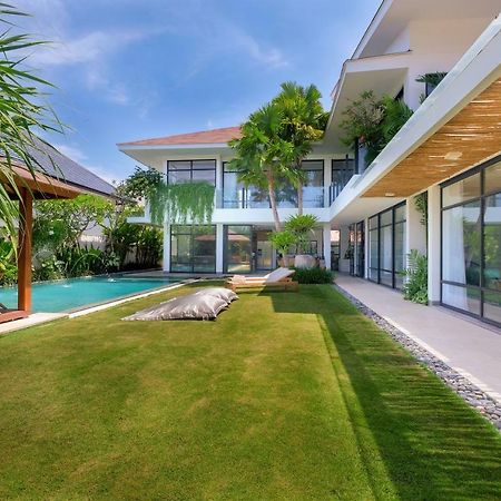 Villa Nonnavana - 12-Minute Walk To Batu Bolong Beach Canggu  Exterior photo